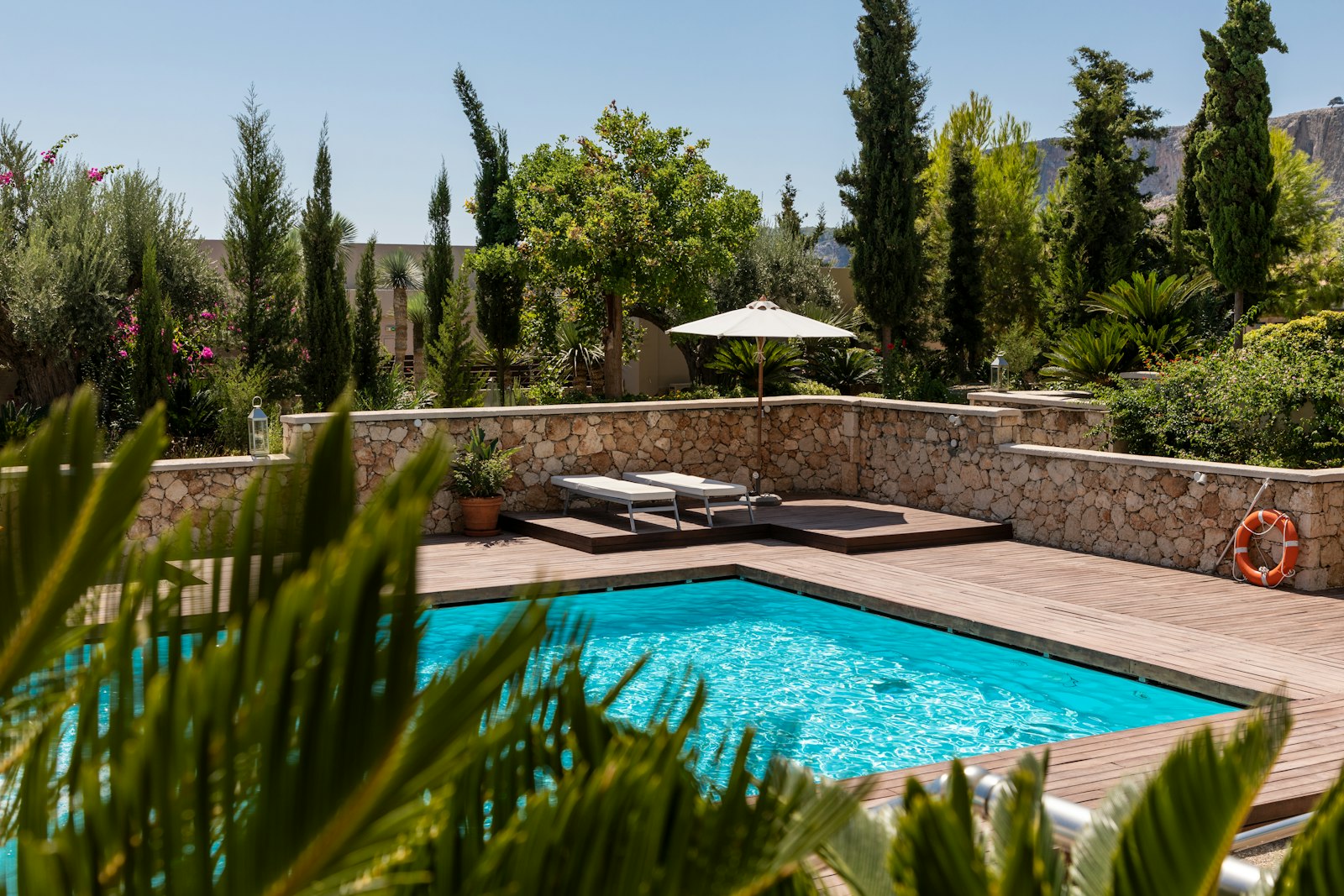 A&Z Pool Service — Custom Pool Builder in Brentwood